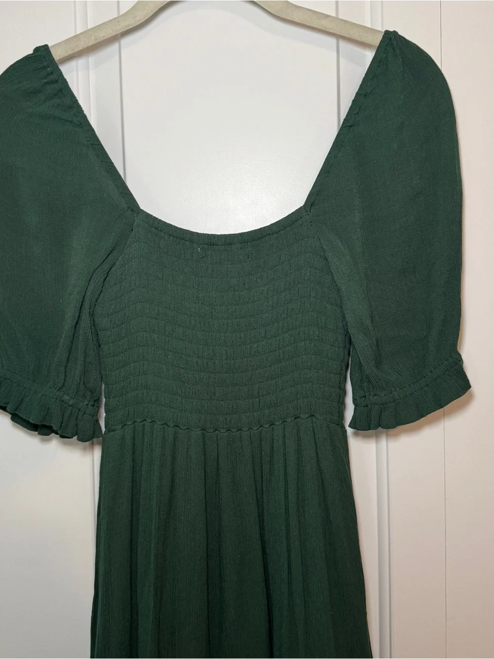 Abercrombie & Fitch Smocked Green Puff Sleeve Maxi Dress